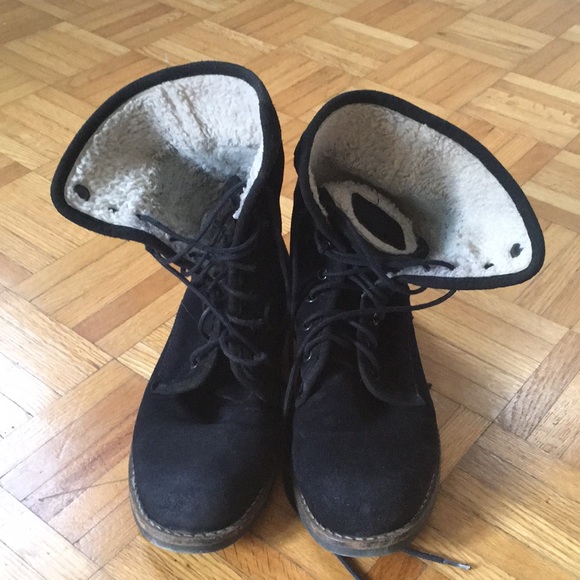 Black suede boots - Picture 8 of 9